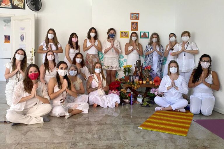 yoga religiao